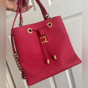 Chanel  caviar bucket 19💖